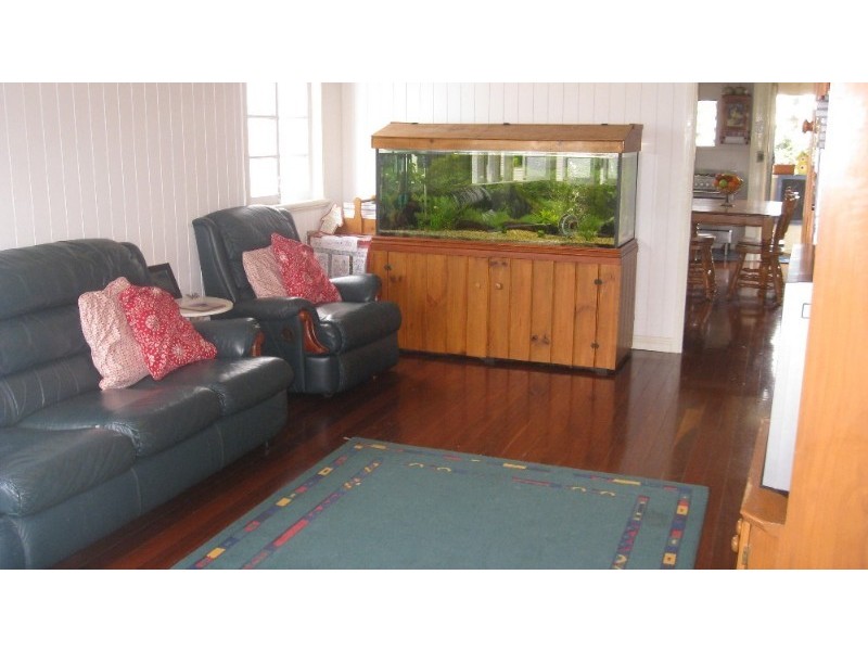 17 Elaroo Street, Morningside QLD 4170