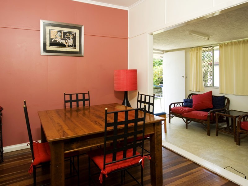 55 Domitia Avenue, Seven Hills QLD 4170