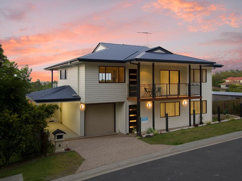8 Lord Street, Morningside QLD 4170