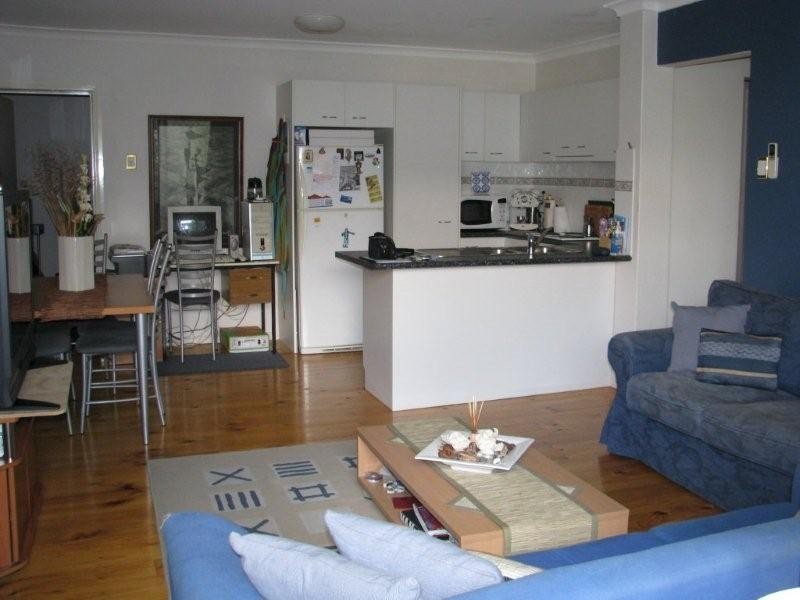 2/42 Rialto Street, Coorparoo QLD 4151