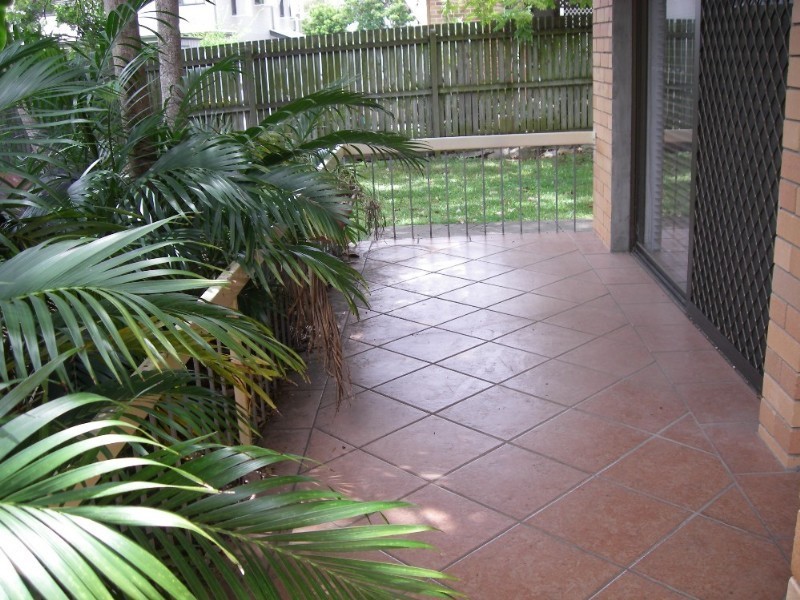 1/32 Dickson Street, Morningside QLD 4170