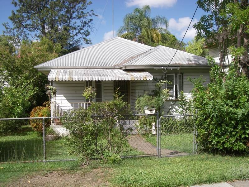 30 Burrai Street, Morningside QLD 4170