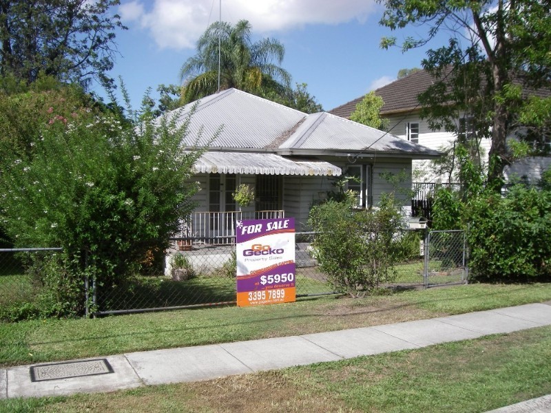 30 Burrai Street, Morningside QLD 4170