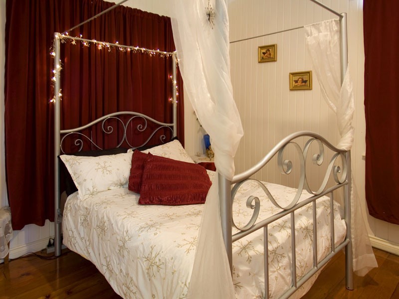 25 Deshon Street, Woolloongabba QLD 4102