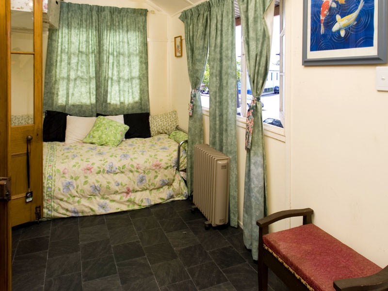 25 Deshon Street, Woolloongabba QLD 4102