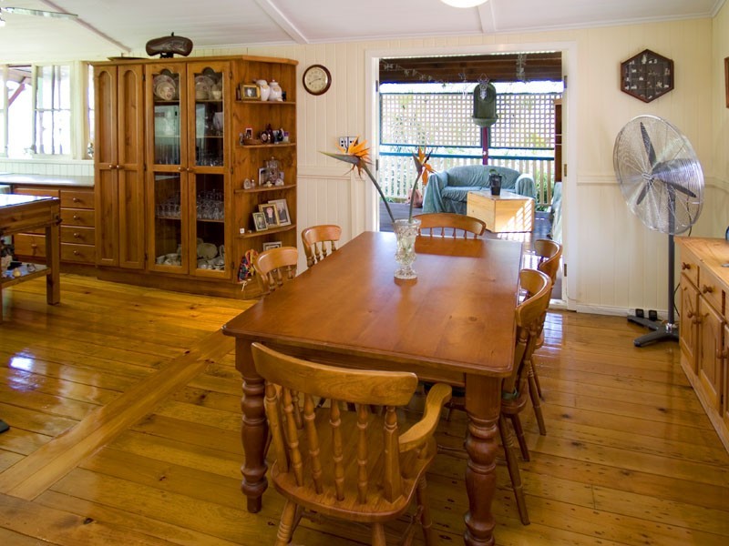 25 Deshon Street, Woolloongabba QLD 4102