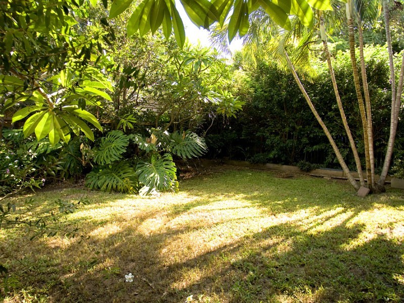 25 Deshon Street, Woolloongabba QLD 4102