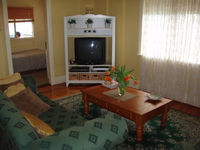 45 Moore Street, Morningside QLD 4170