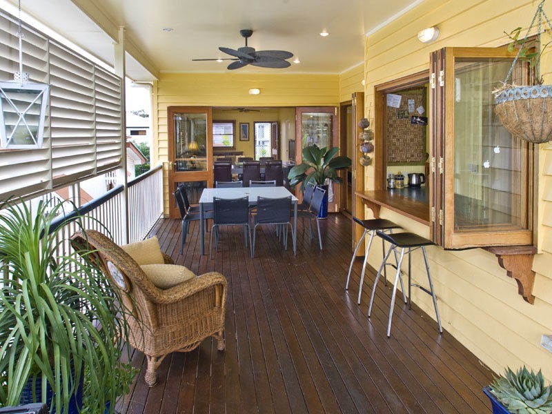 15 Park Street, Hawthorne QLD 4171