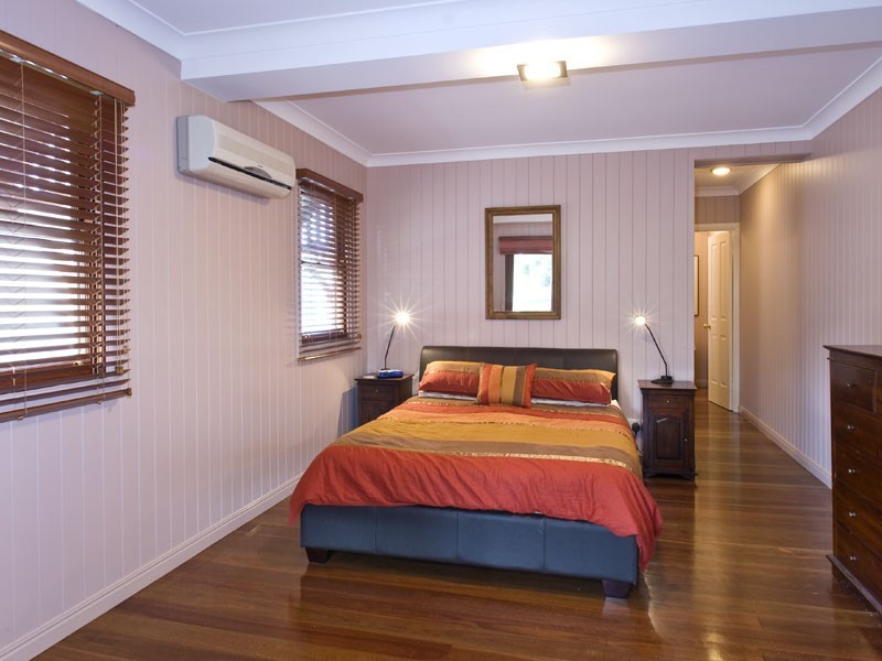 15 Park Street, Hawthorne QLD 4171