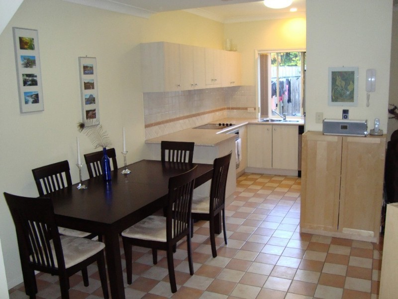 3/7 Kent Street, Coorparoo QLD 4151