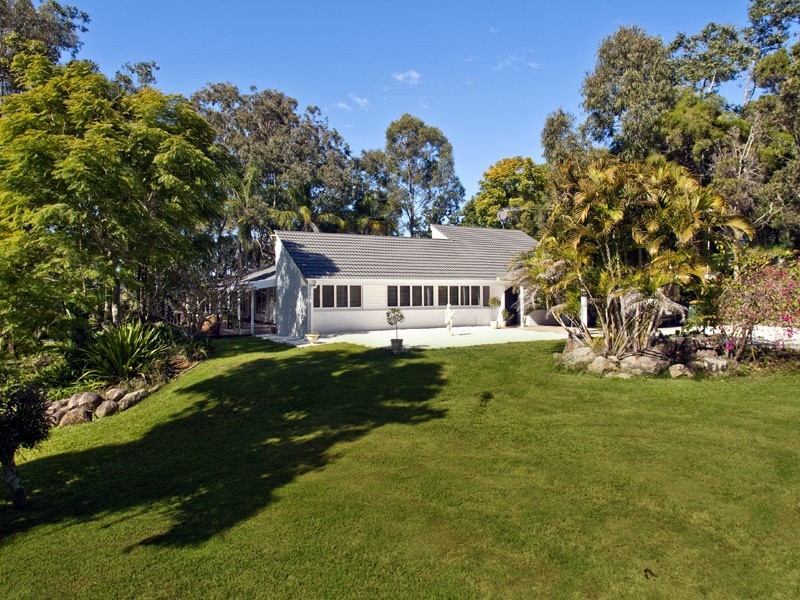 25 Avonmore Street, Moggill QLD 4070