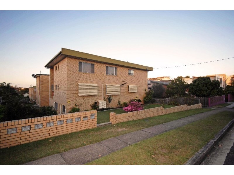 8/10 Rogoona Street, Morningside QLD 4170