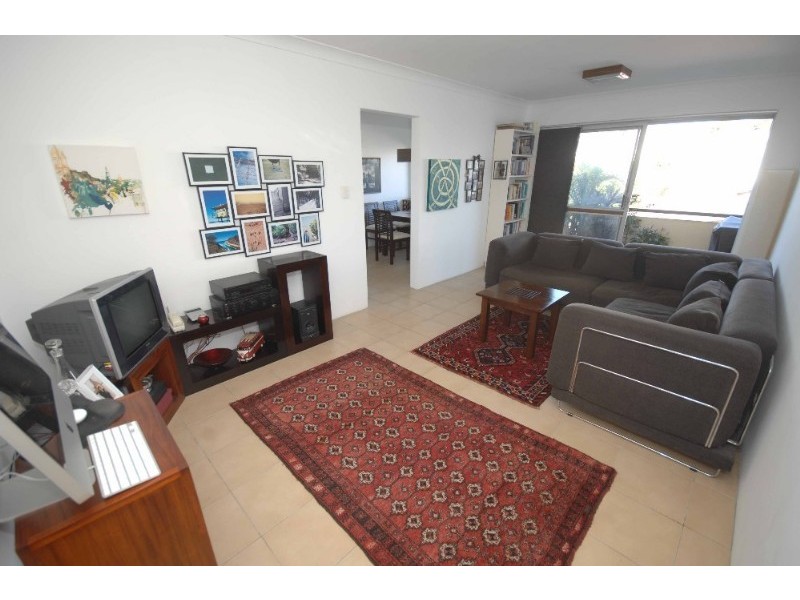 8/10 Rogoona Street, Morningside QLD 4170