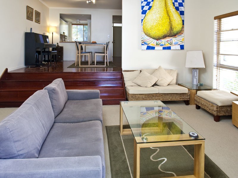 35 Kingsbury Street, Norman Park QLD 4170