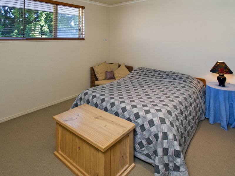 35 Kingsbury Street, Norman Park QLD 4170