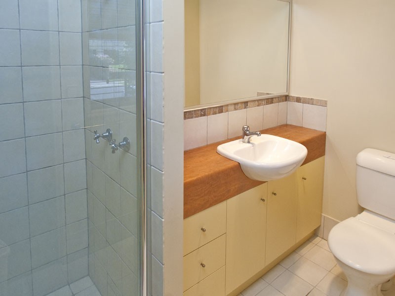 35 Kingsbury Street, Norman Park QLD 4170