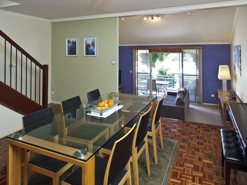 35 Kingsbury Street, Norman Park QLD 4170