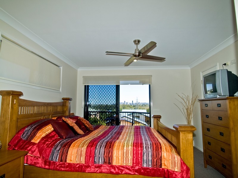 11 Redrock Street, Murarrie QLD 4172