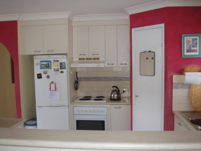 25 Cedar Street, Cannon Hill QLD 4170