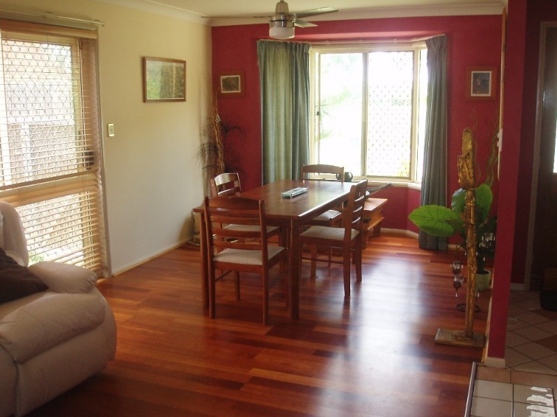 25 Cedar Street, Cannon Hill QLD 4170