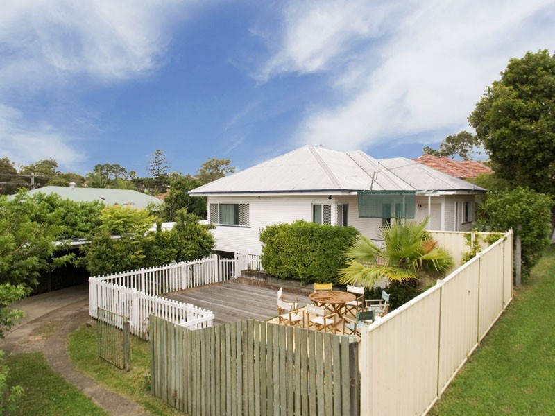 55 Domitia Avenue, Seven Hills QLD 4170