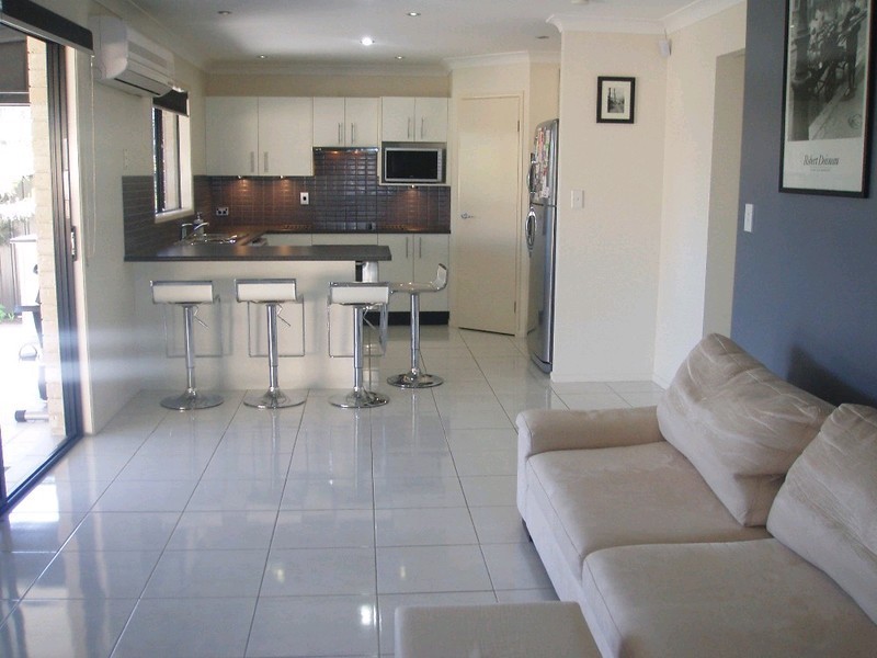 1 Village Circuit, Murarrie QLD 4172