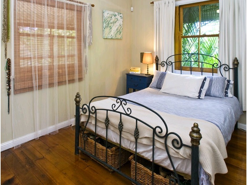 76 Bilyana Street, Balmoral QLD 4171