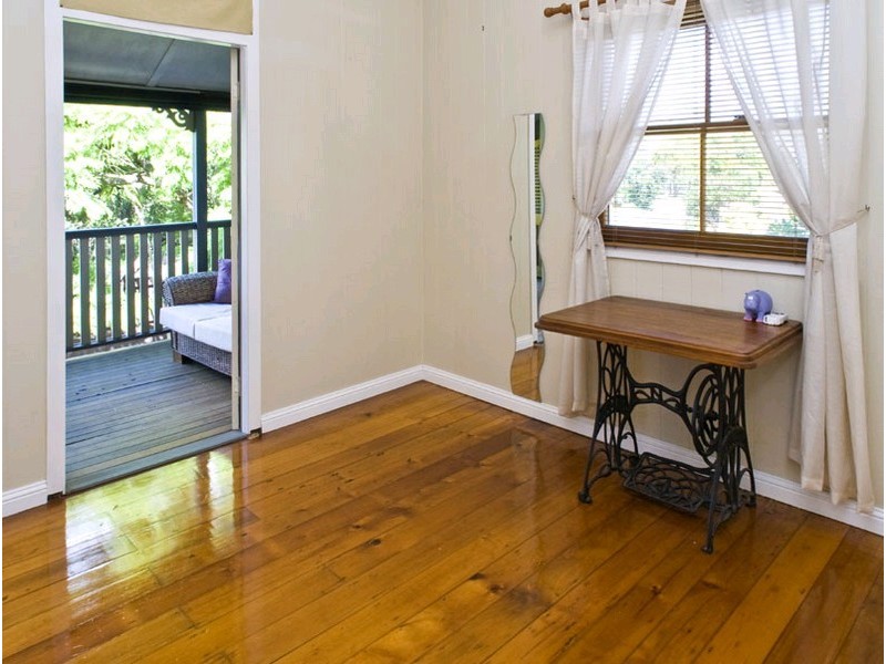 76 Bilyana Street, Balmoral QLD 4171