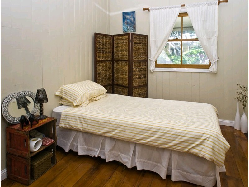 76 Bilyana Street, Balmoral QLD 4171