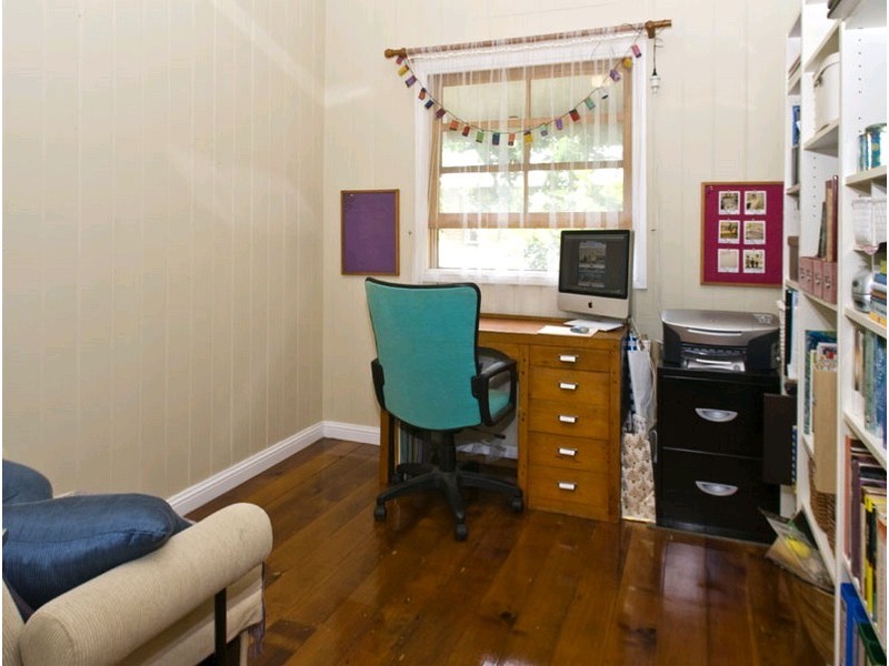 76 Bilyana Street, Balmoral QLD 4171