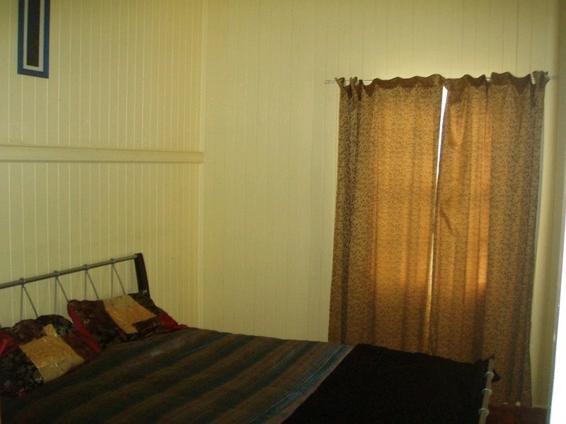 9 Mossgrove Street, Woolloongabba QLD 4102