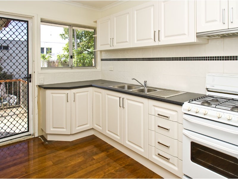 4/39 Barton Road, Hawthorne QLD 4171