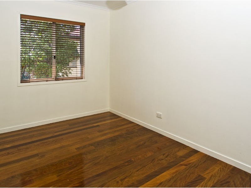 4/39 Barton Road, Hawthorne QLD 4171