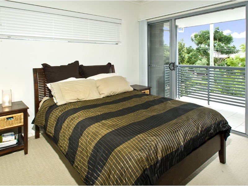 1/23 Burrai Street, Morningside QLD 4170