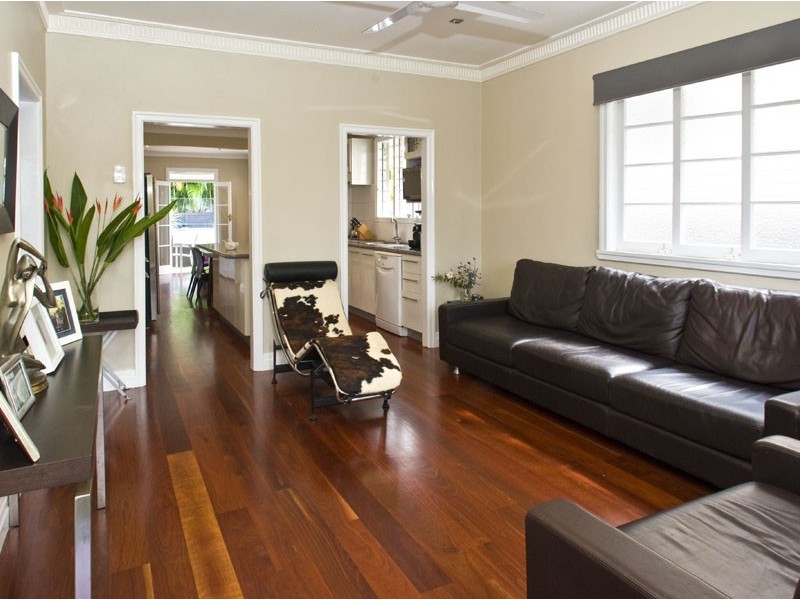 31 Asquith Street, Morningside QLD 4170