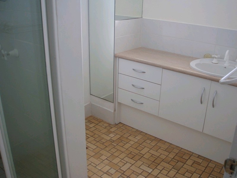 6/172 Norman Avenue, Norman Park QLD 4170