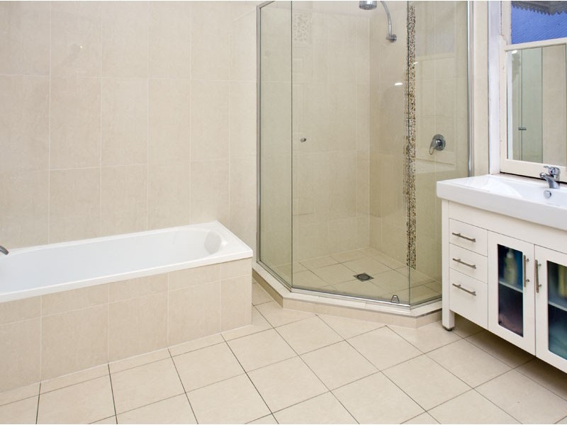 44 Clarendon Street, East Brisbane QLD 4169