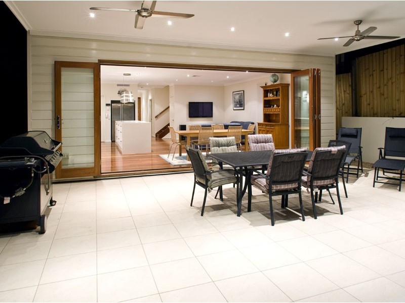 44 Clarendon Street, East Brisbane QLD 4169