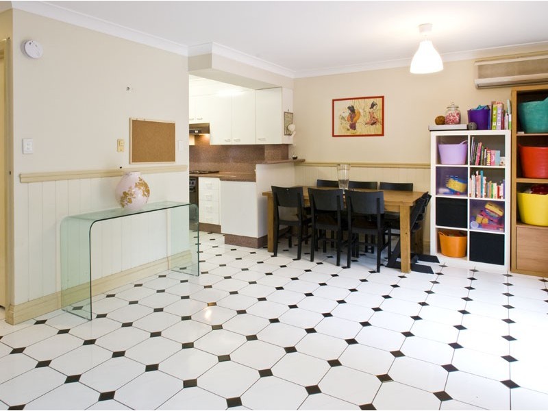 2/424 Hawthorne Road, Bulimba QLD 4171