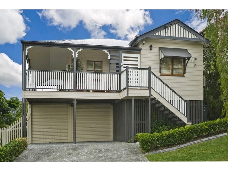 104 Brentnall Street, Norman Park QLD 4170