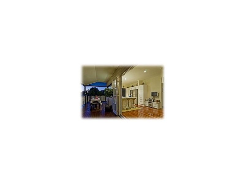 104 Brentnall Street, Norman Park QLD 4170