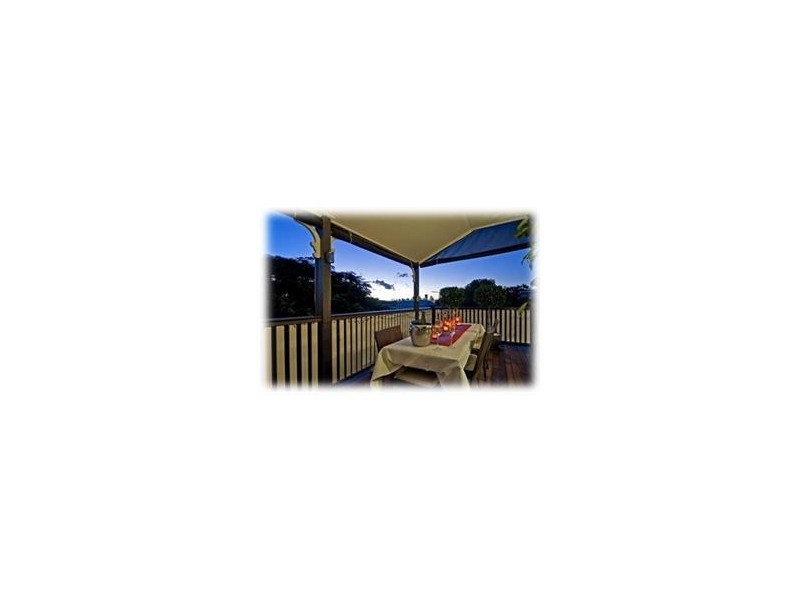 104 Brentnall Street, Norman Park QLD 4170