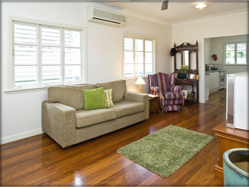 110 Algoori Street, Morningside QLD 4170