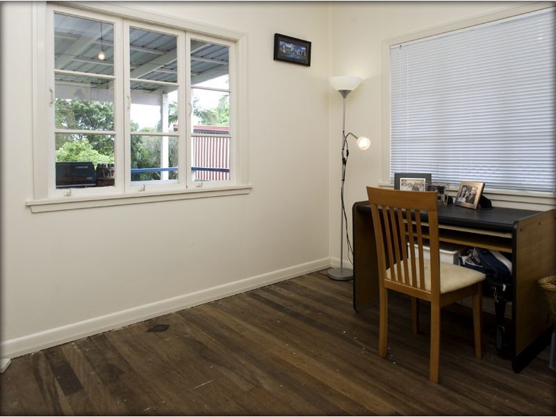 110 Algoori Street, Morningside QLD 4170