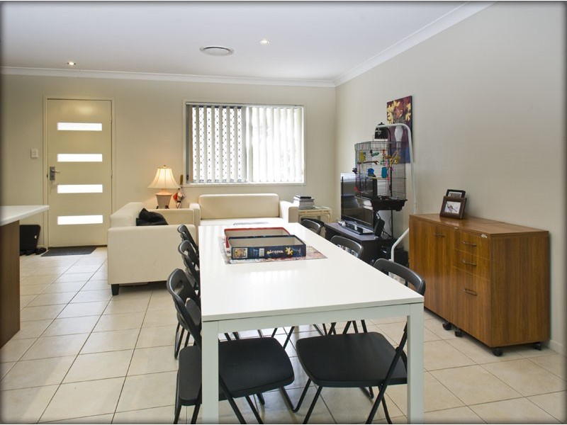 4/42 Moore Street, Morningside QLD 4170