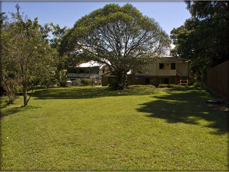 21 Curtis Street, Norman Park QLD 4170