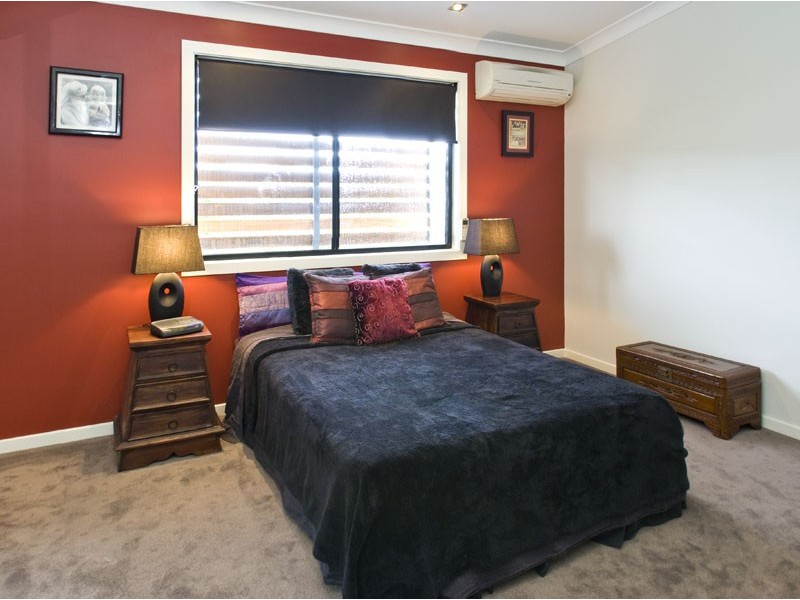 8/4 Kates Street, Morningside QLD 4170