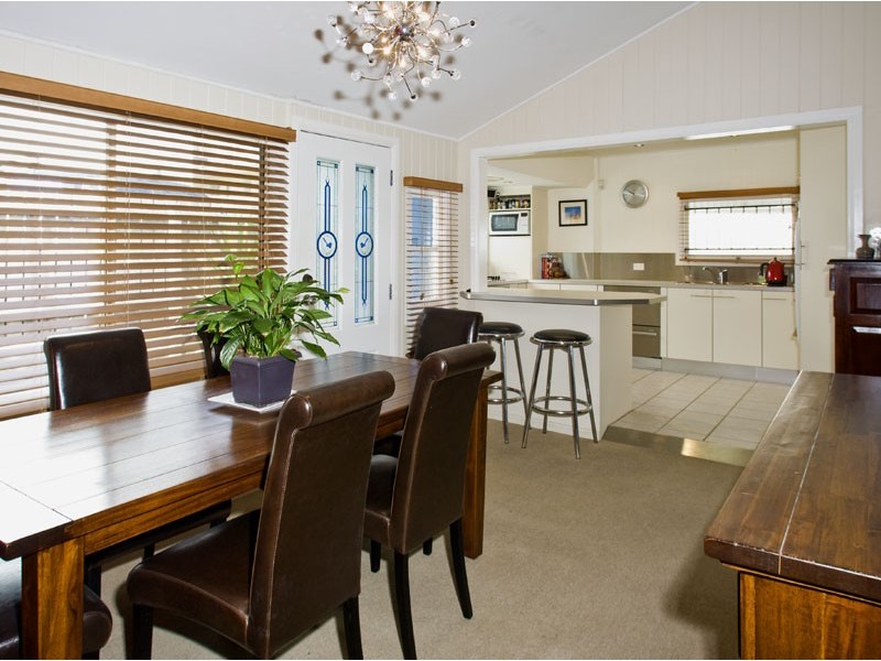 169 Brisbane Street, Bulimba QLD 4171