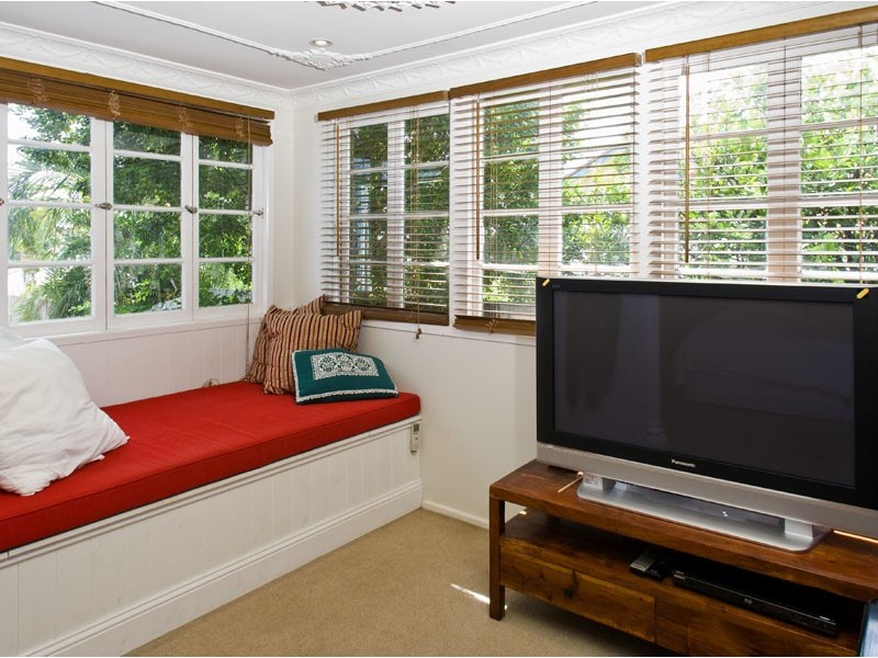 169 Brisbane Street, Bulimba QLD 4171